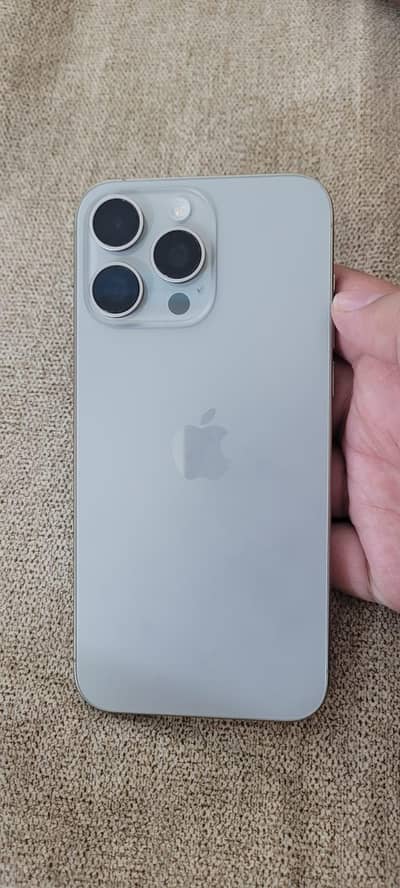Apple iPhone 15 Pro Max