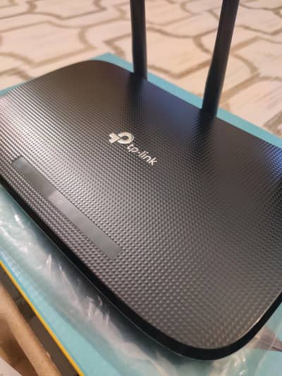 450Mbps Wireless N-Router. TL-WR940N (Un-used).