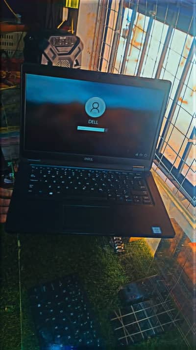 FOR SALE: Dell Latitude 5490 – Business Laptop