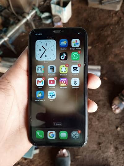 Apple iPhone 11