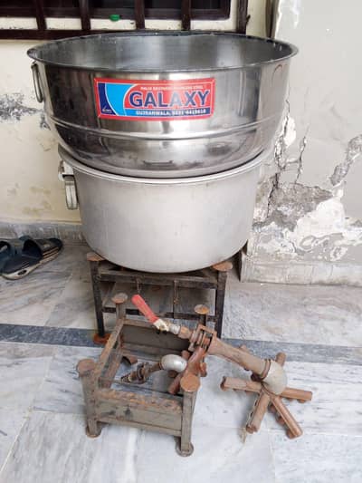 Unused Commercial Aluminum Pot, 1 Stainless Steel Boiling Pot,2 Burner