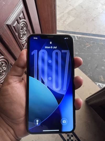 Apple iPhone 11 Pro Max 256gb pata approved 85%health