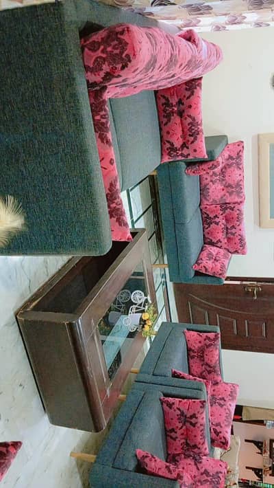 10 seater sofa excellent condition available for sale at Islamabad