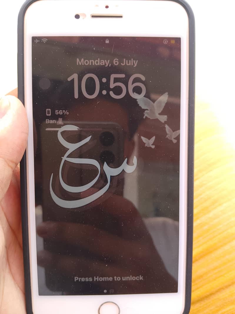 Apple iPhone 8 Plus 0