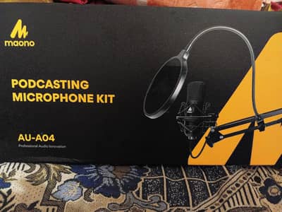 Maono AU-A04 Professional Podcasting Microphone Kit (Box Packed)