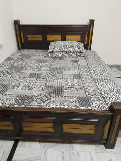 urgent sale king size bed with mattress