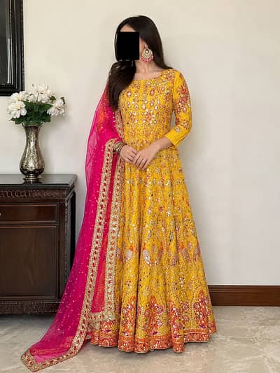 Mehndi Maxi with Dupatta & Tights – Excellent Condition
