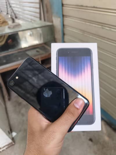 iPhone SE 3rd generation with box for sell