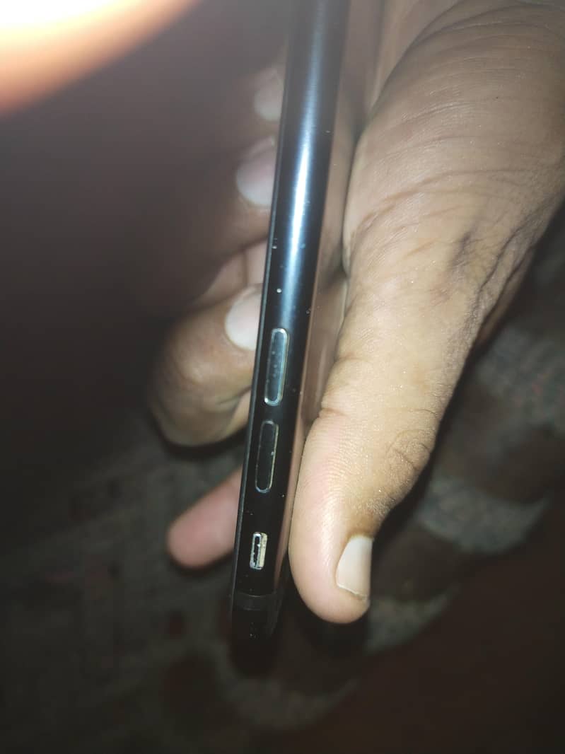 Apple iPhone 7 1