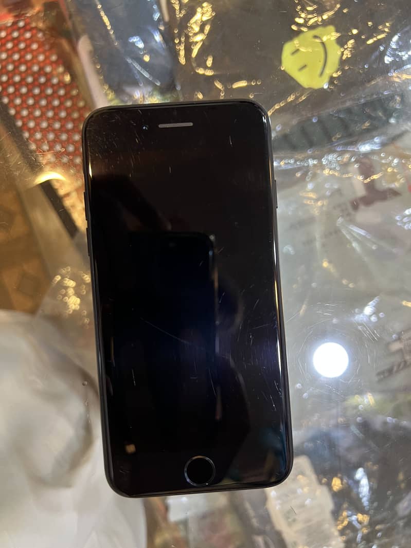 Apple iPhone 7 4