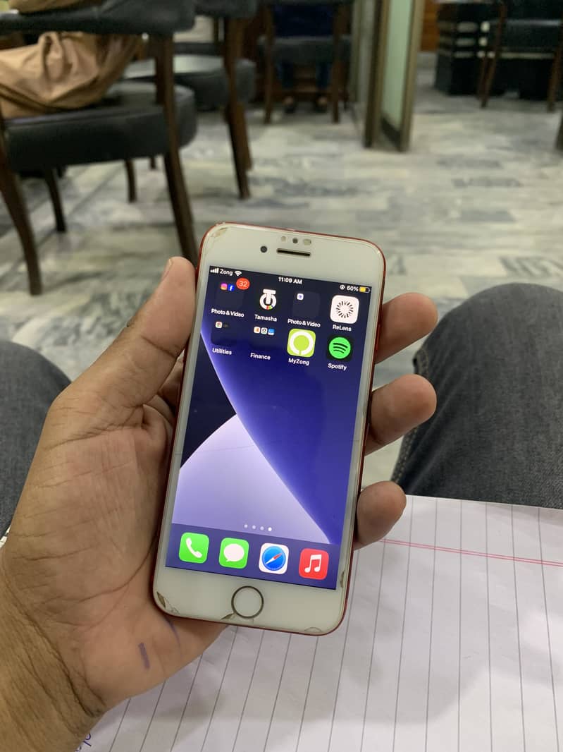 Apple iPhone 7 4