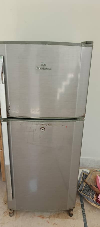 Dawlance fridge hee all okay he Colling me A1 he