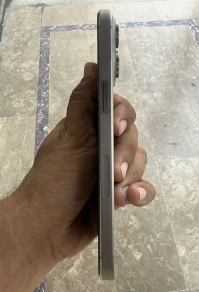 Apple iPhone 15 Pro Max jv natural