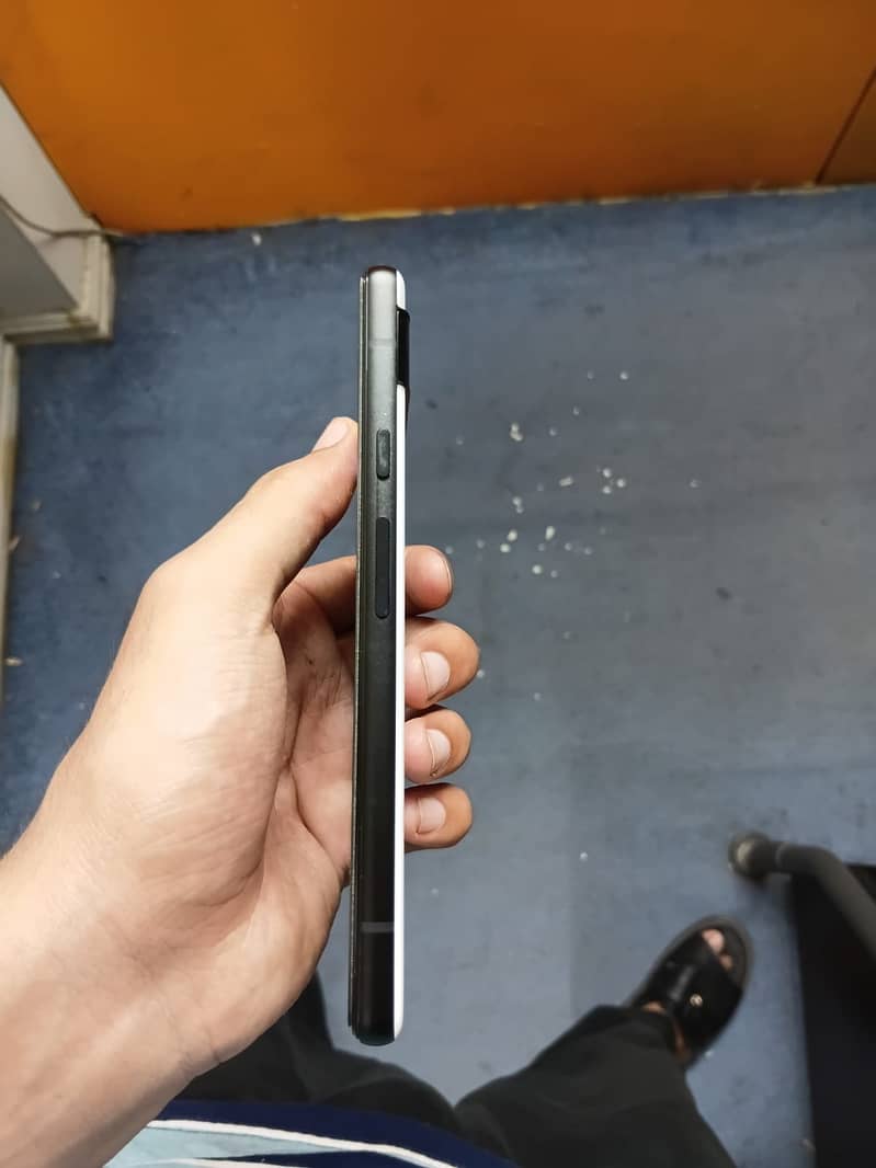 Google Pixel 6a 1