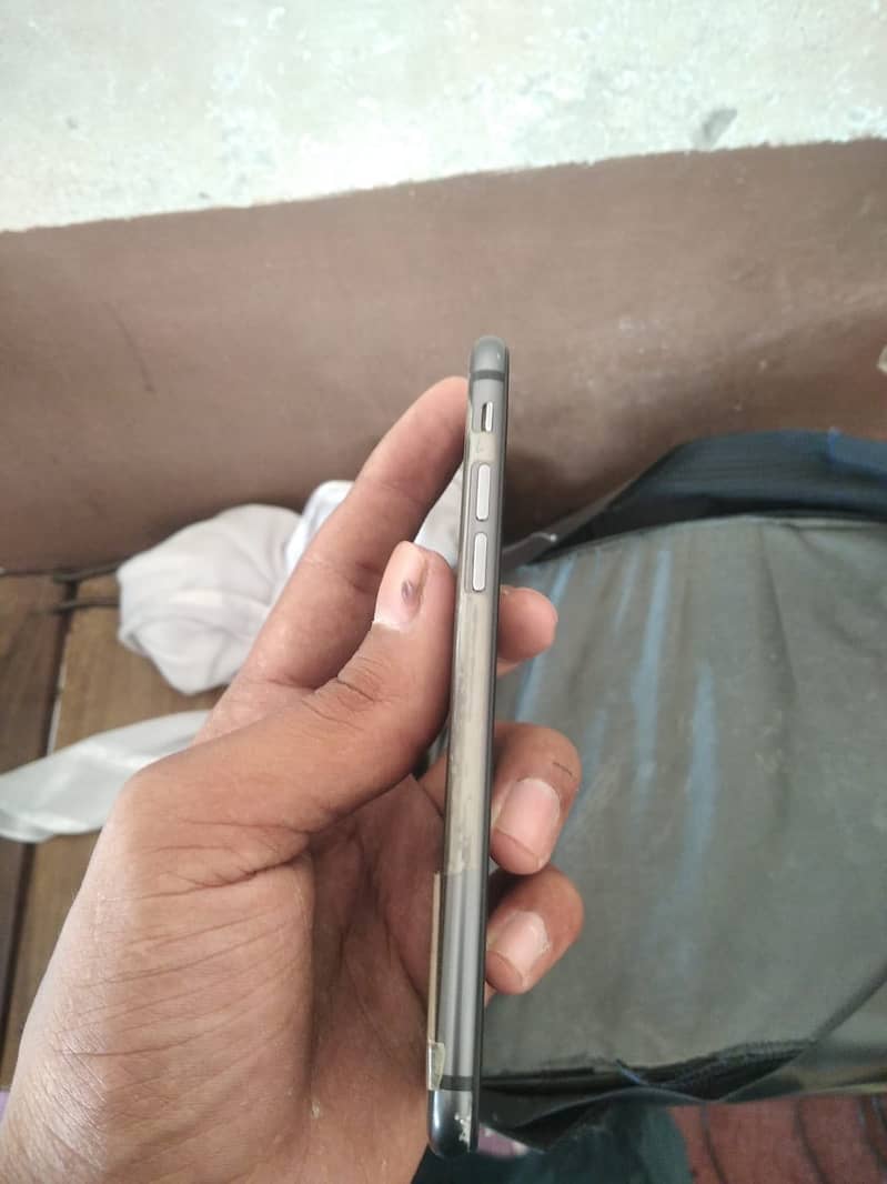 Apple iPhone 8 2