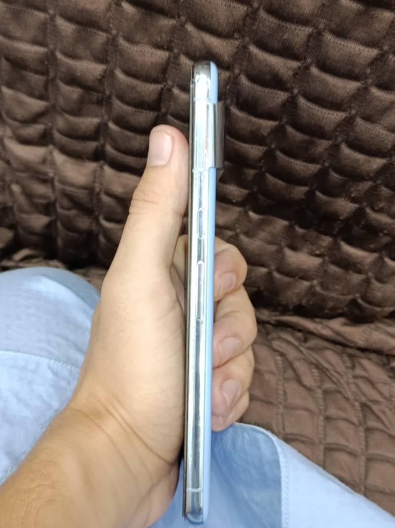 Google Pixel 8 Pro 4