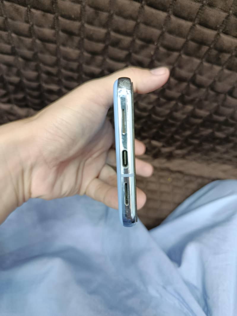 Google Pixel 8 Pro 7