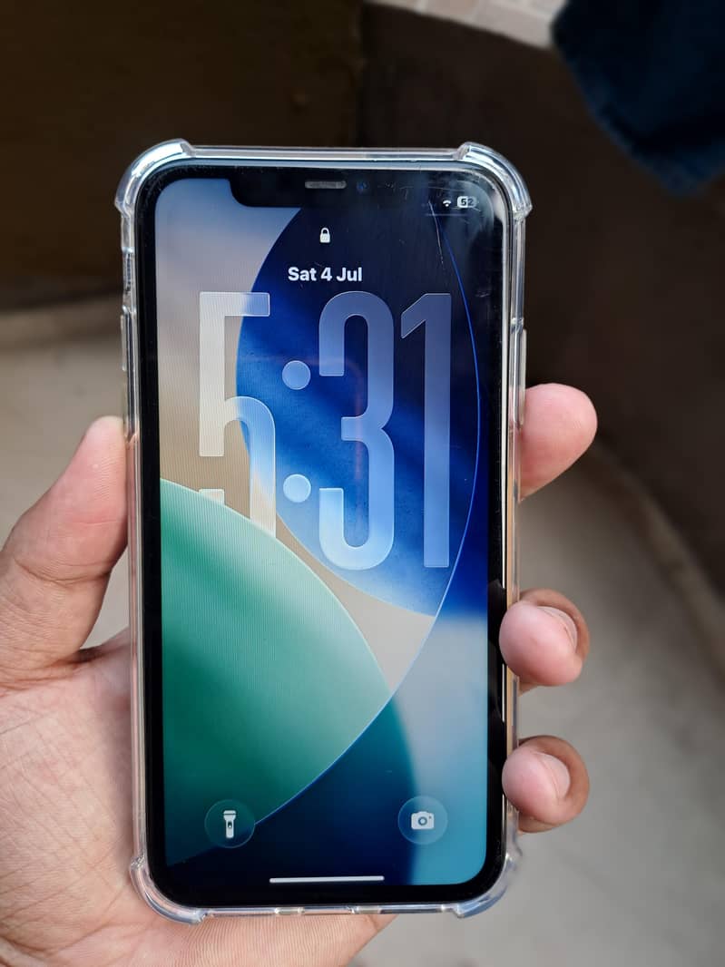iPhone 11 0