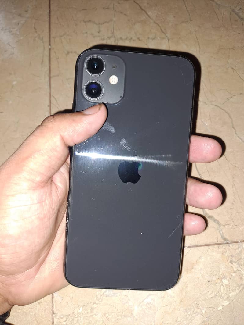 iPhone 11 5