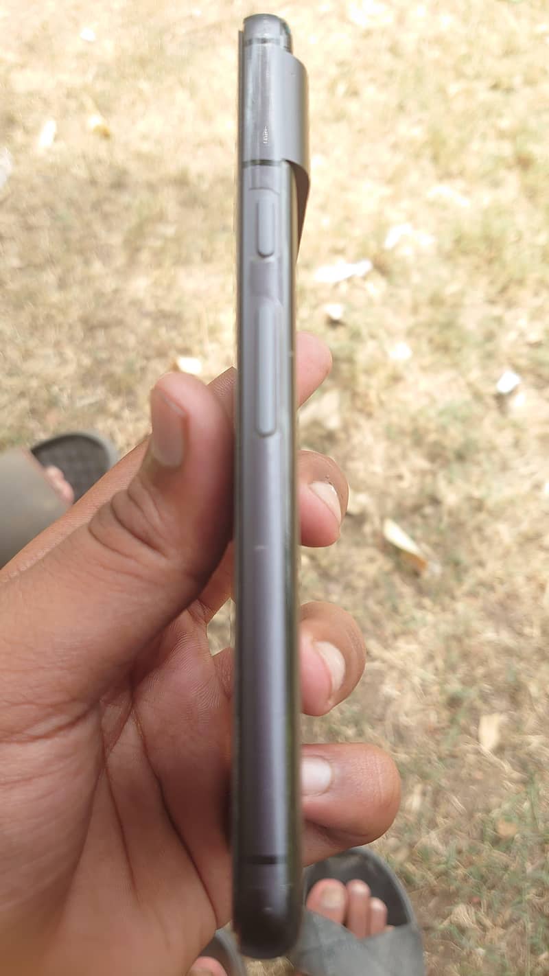 Google Pixel 8 2