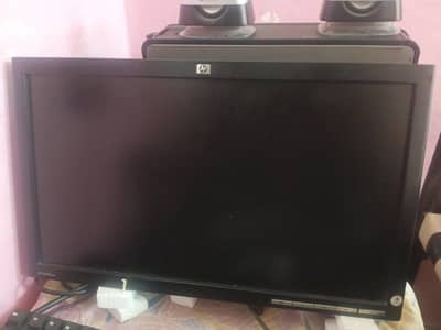 2k video par, lakin stand nhai hai