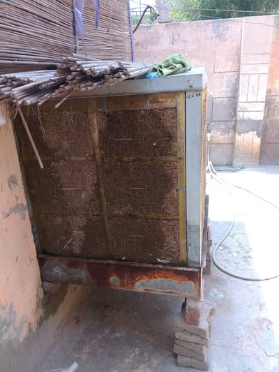 Cooler for sale. For contact: 03095078399