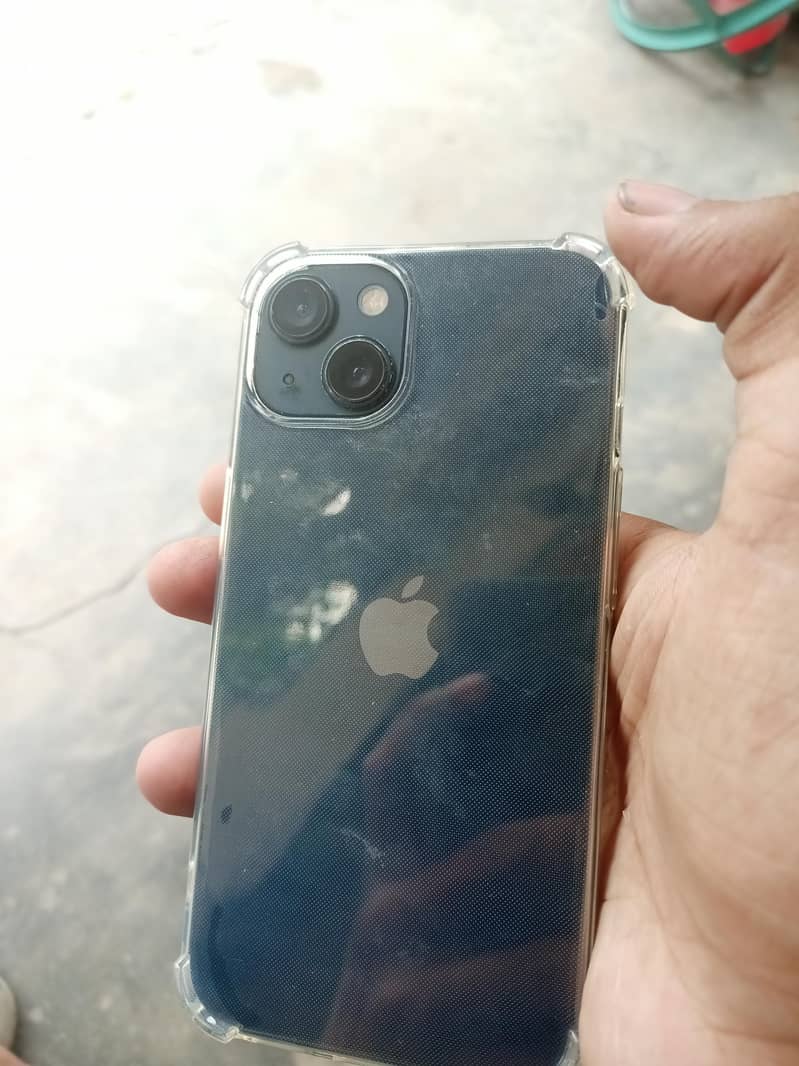 Apple iPhone 13 1