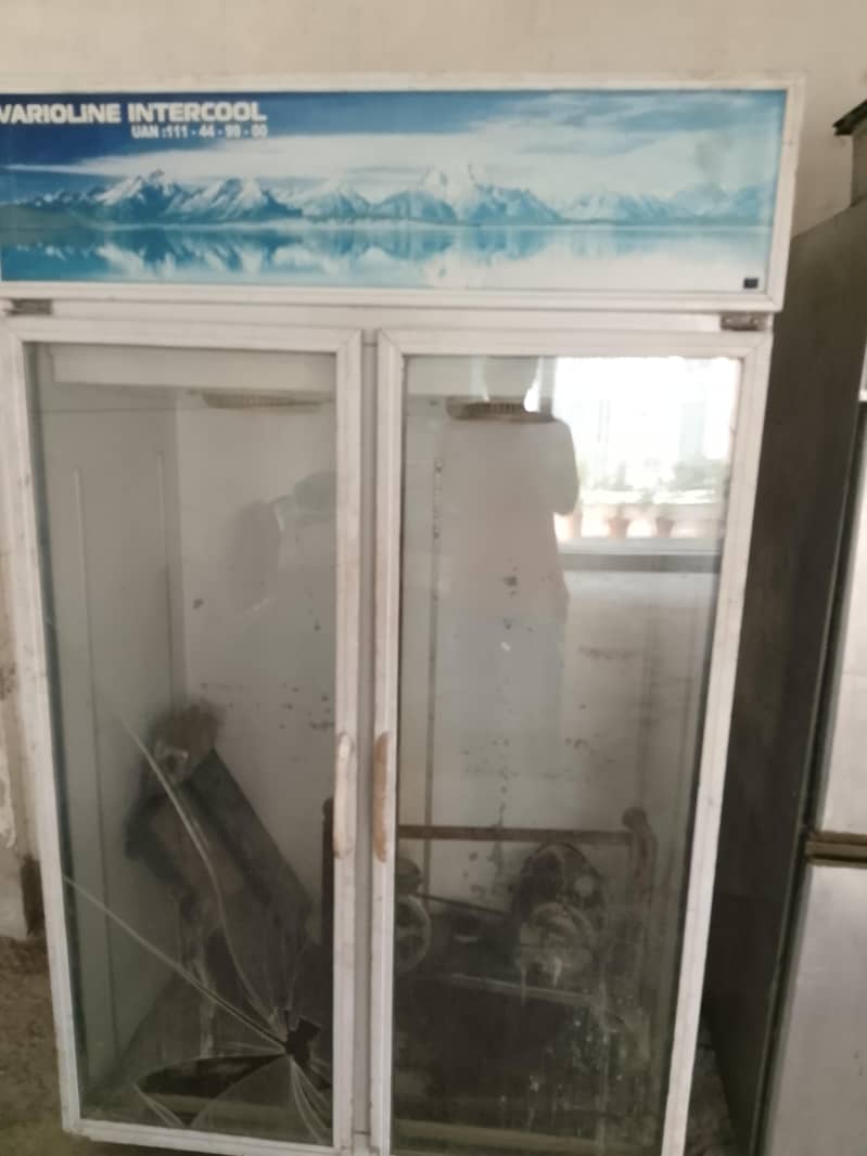 3 Fridge 0