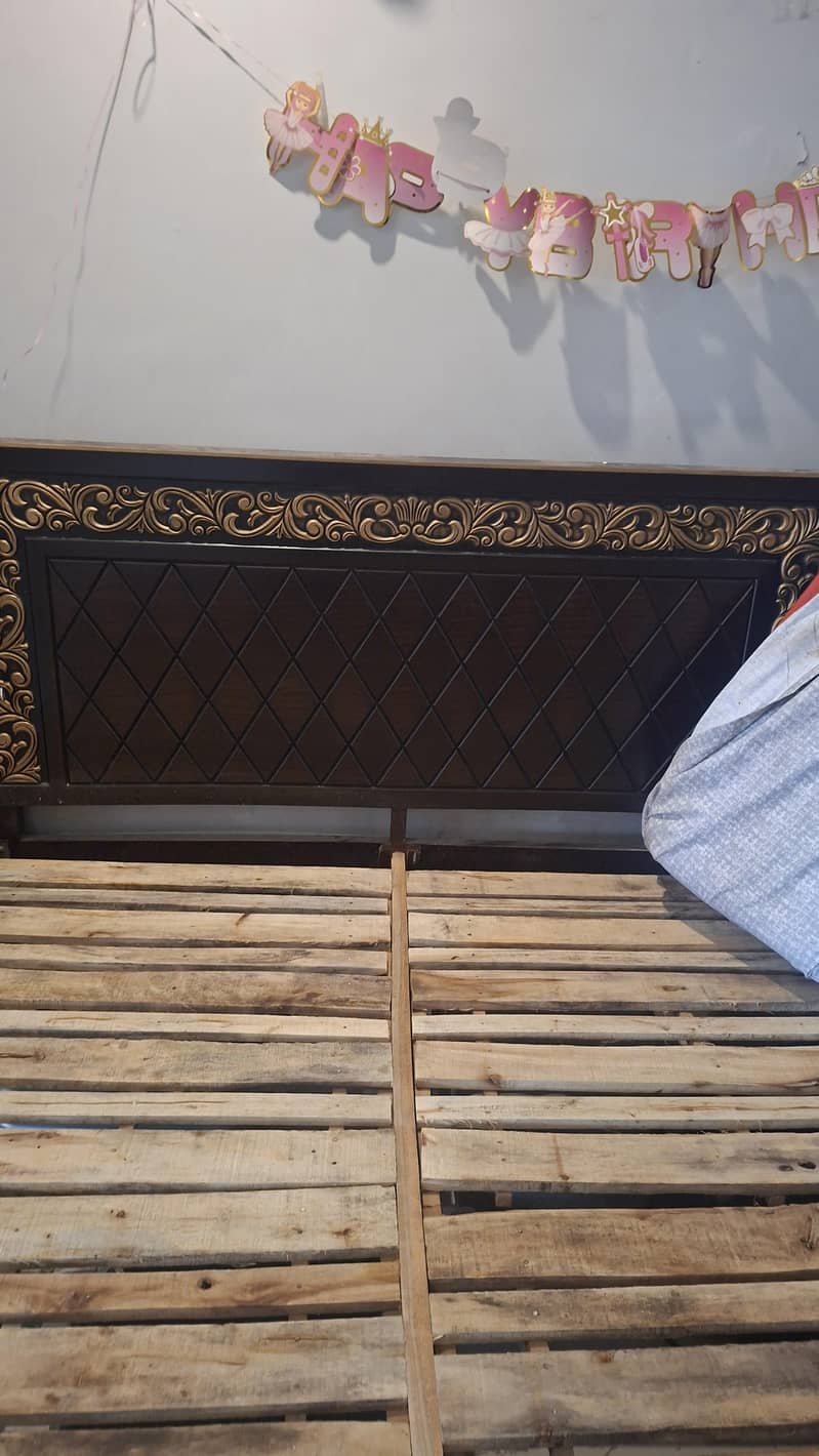 king size bed 1
