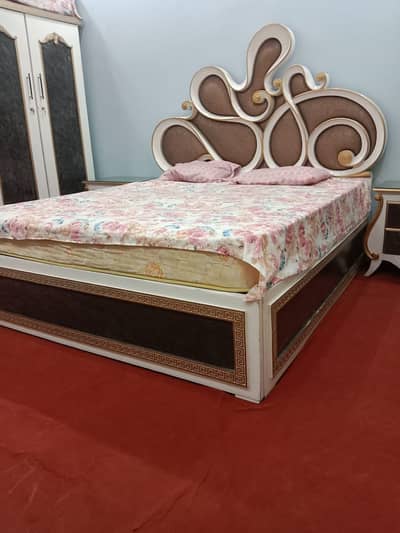Bed set / Luxury bed / wooden bed / double bed / king size bed / bed