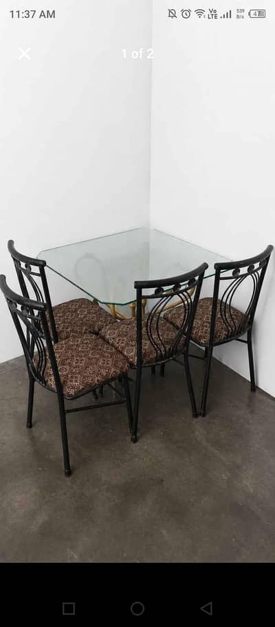 Dinner table with 4 chairs