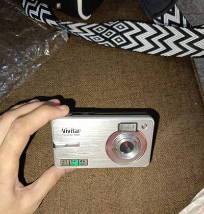 Vivitar ViviCam 8690