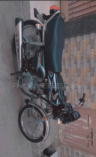 honda cg 125 2025  0/3/2/1/8/8/6/8/9/5/9/. . .