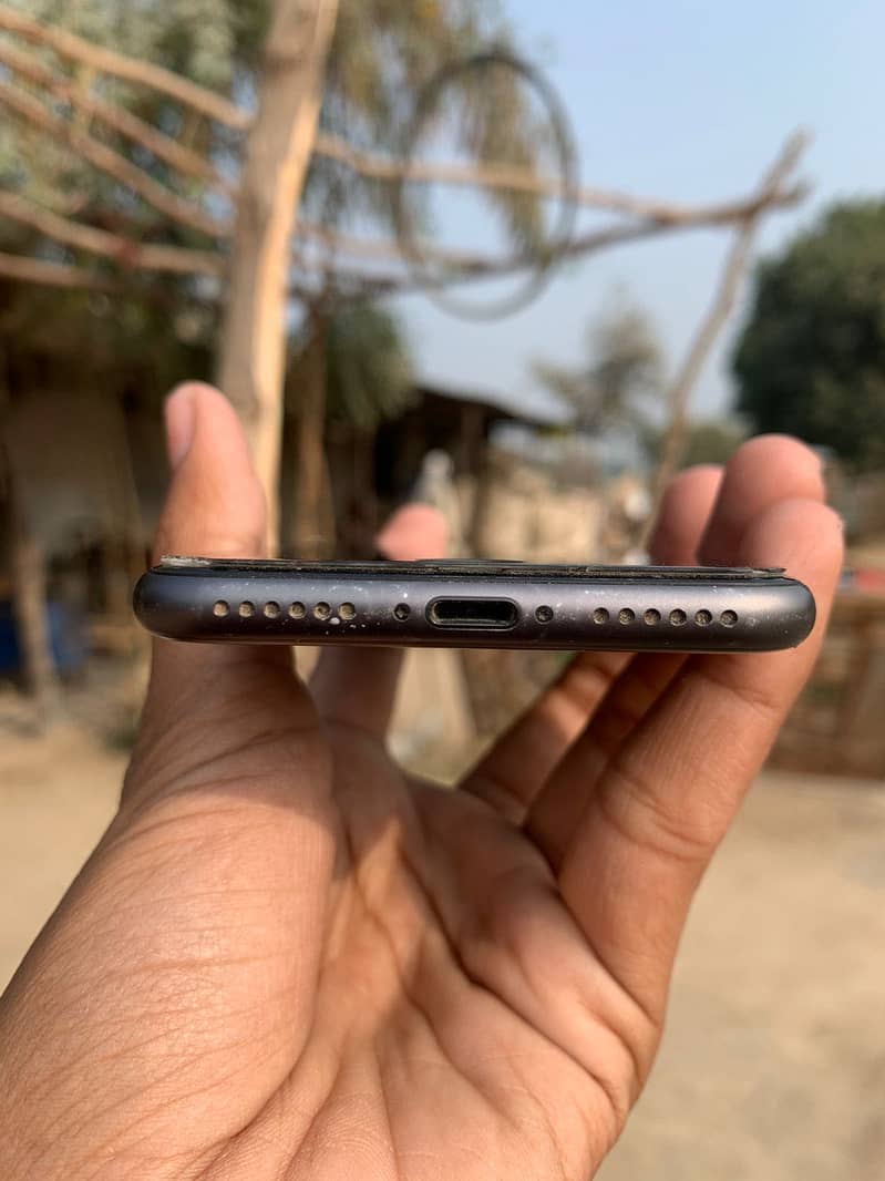 iPhone 8 2