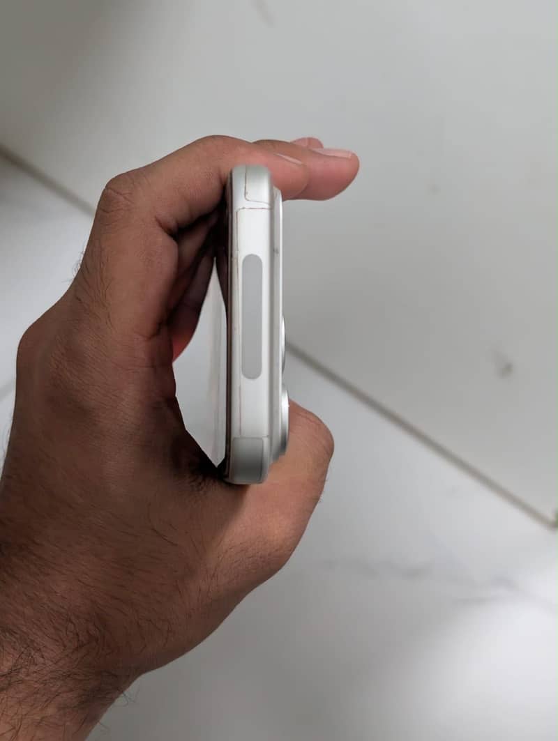 Apple iPhone 17 Pro 4