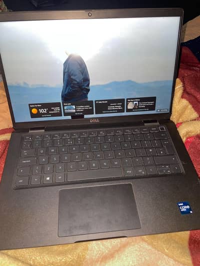 Dell laptop 11 generation one hand and one month use all ok