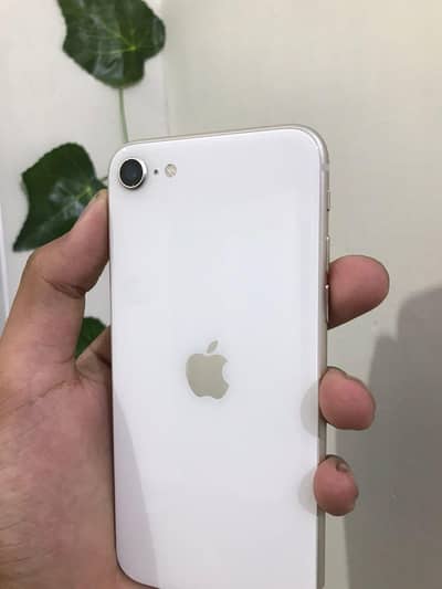 iPhone SE 3rd gen | Waterpack |85 health. chance set