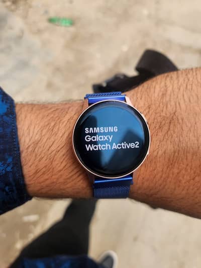 SAMSUNG ACTIVE 2 WATCH 10/10 CONDITION