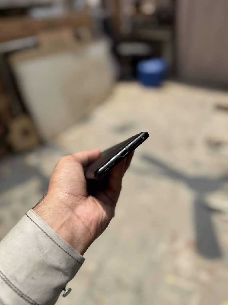 One Plus 10 Pro 6