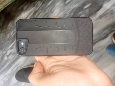 Apple iPhone 7
