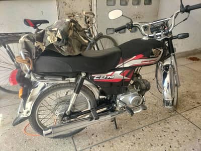 Honda CD70 Black 2025