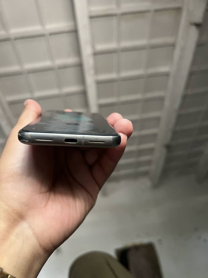 Google Pixel 8 1
