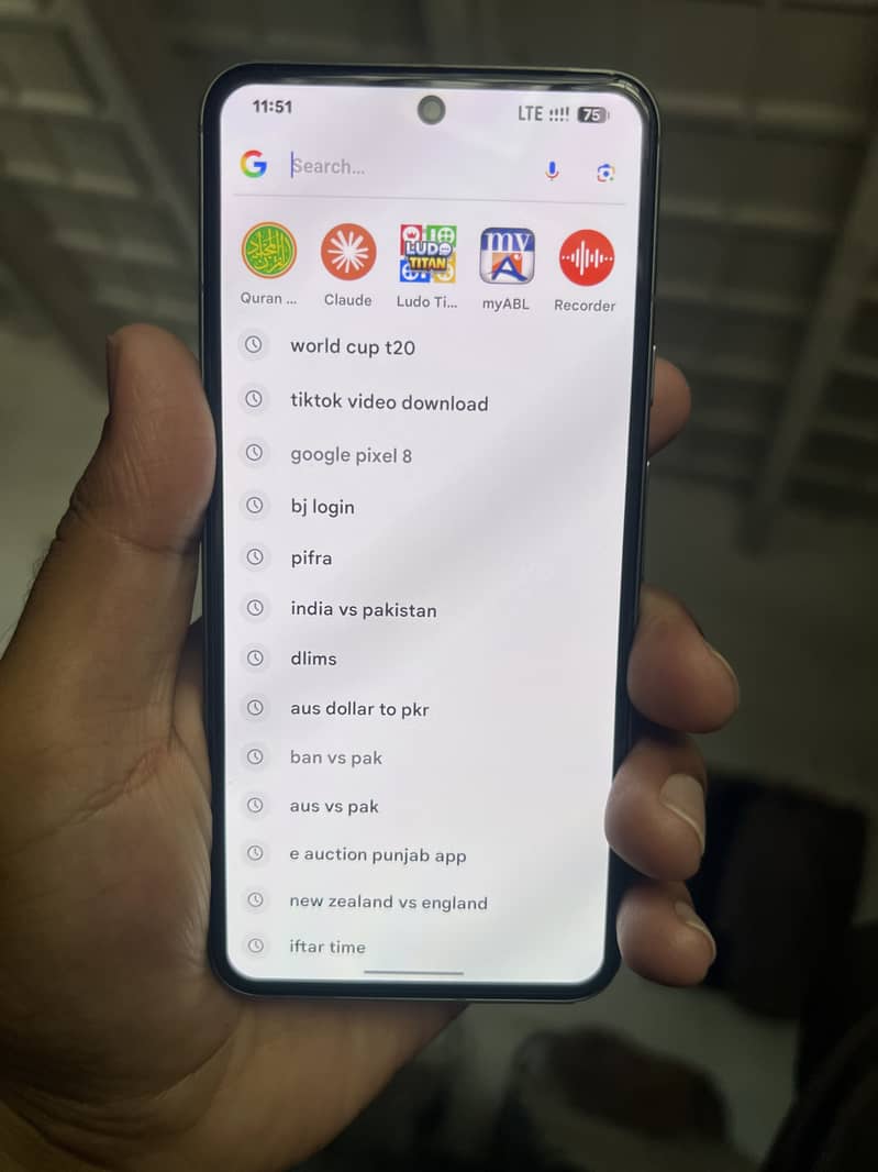 Google Pixel 8 6