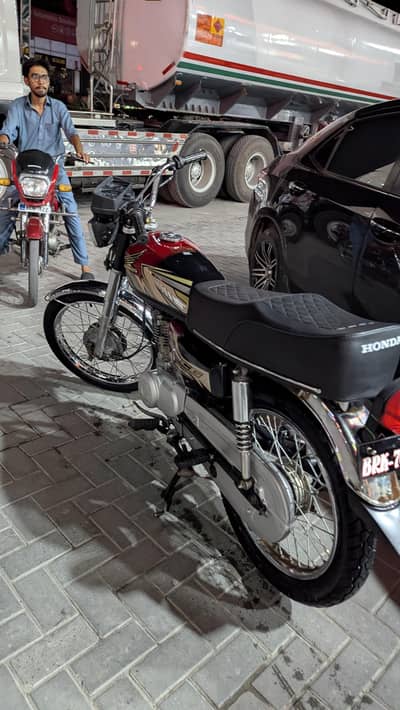 HONDA 125 EURO 2 ( BUY AND DRIVE )