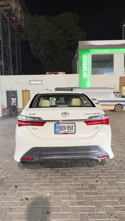 Toyota Altis Grande 2018