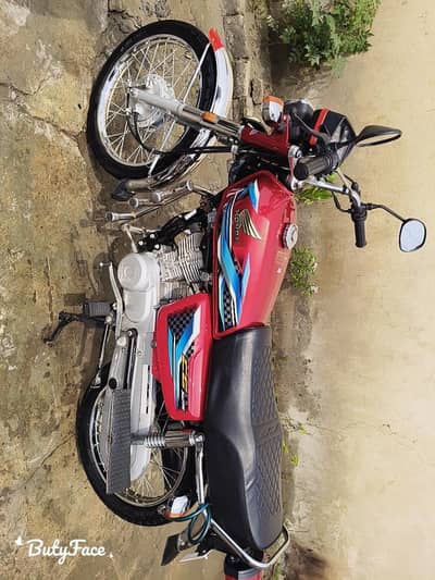 Hunda 125