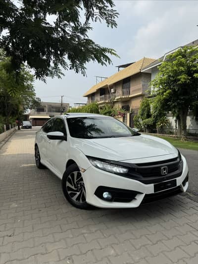 Honda Civic 2017 UG