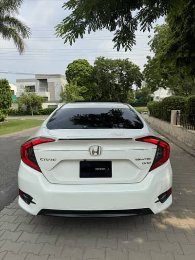 Honda Civic 2017 UG