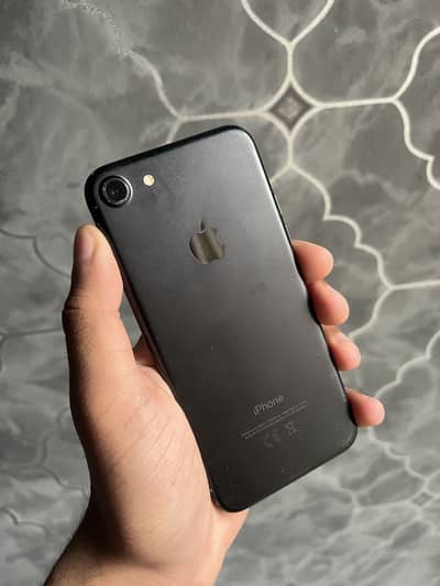 iPhone 7 128gb PTA approved