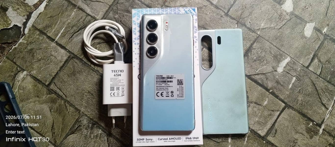 Tecno CAMON 40 Pro 0